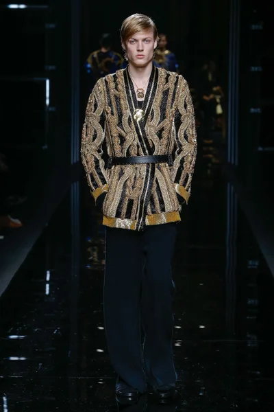 Look 79